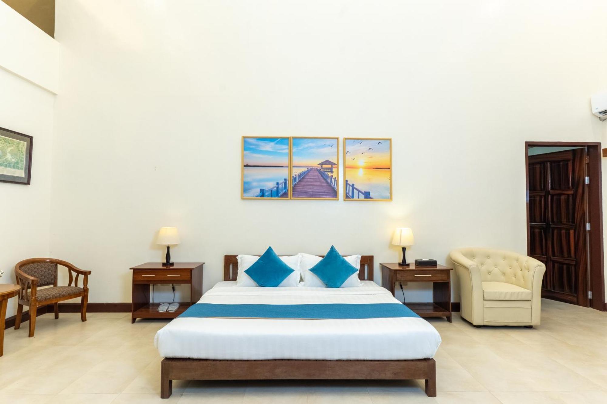 Costa Palawan Resort Пуэрто-Принцеса Экстерьер фото