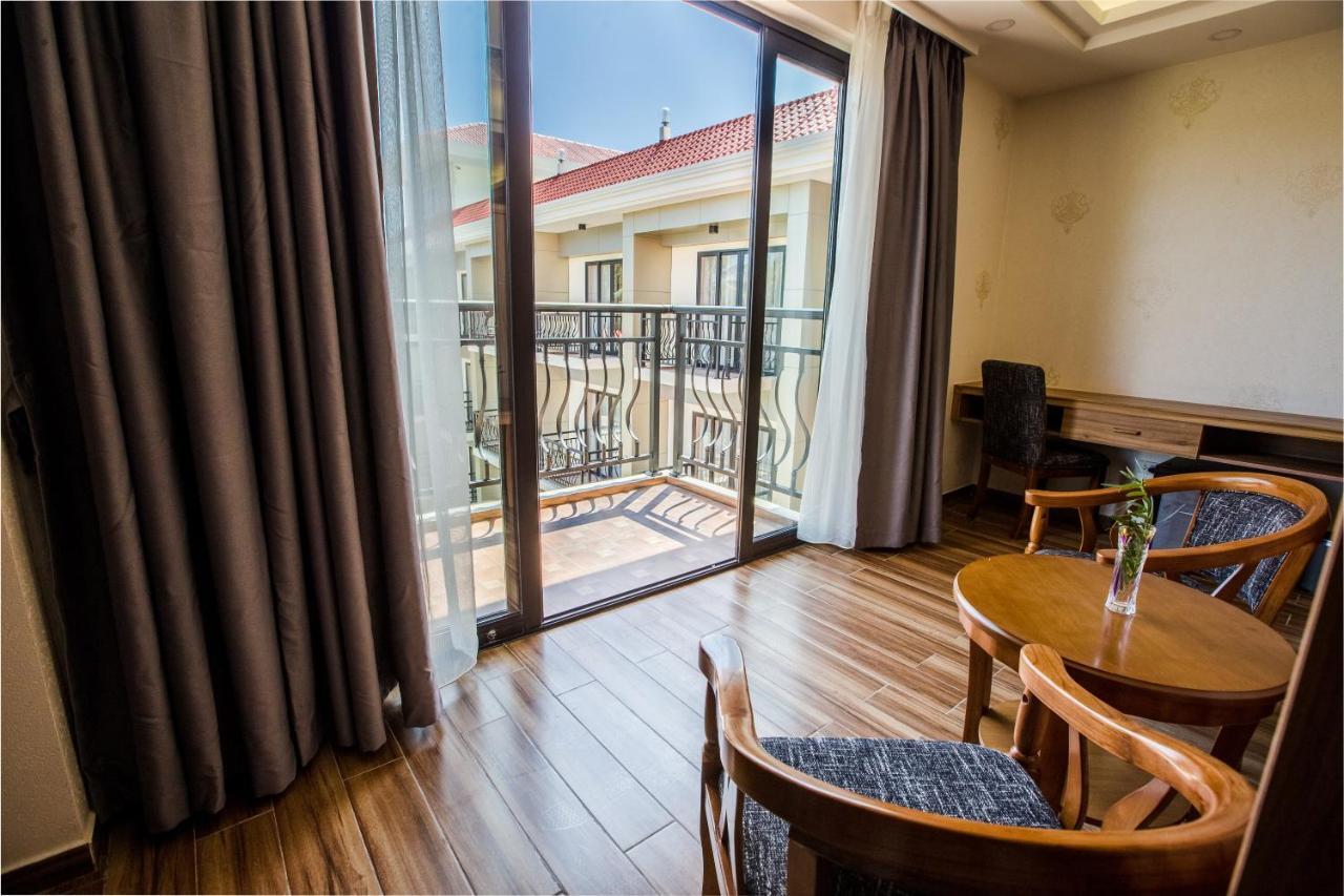 Costa Palawan Resort Пуэрто-Принцеса Экстерьер фото